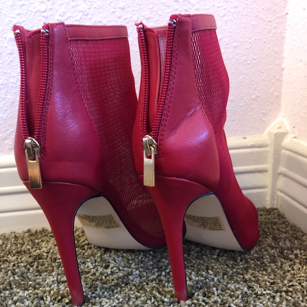 Shoes - Picture 2 of 4